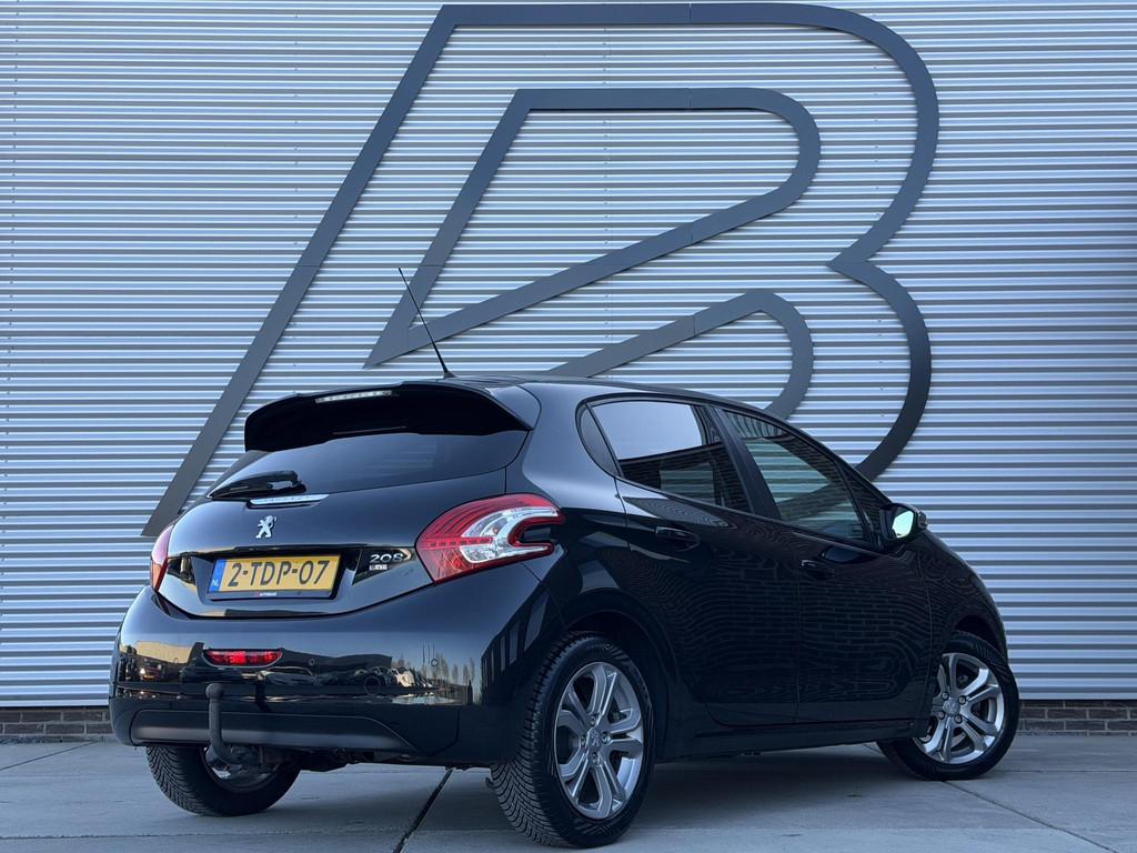 Peugeot 208 1.2 e-VTi Oxygo 1e Eigenaar|Navi|Airco|Cruise|Tr, Auto's, Peugeot, Euro 5, Stof, Zwart, 1199 cc