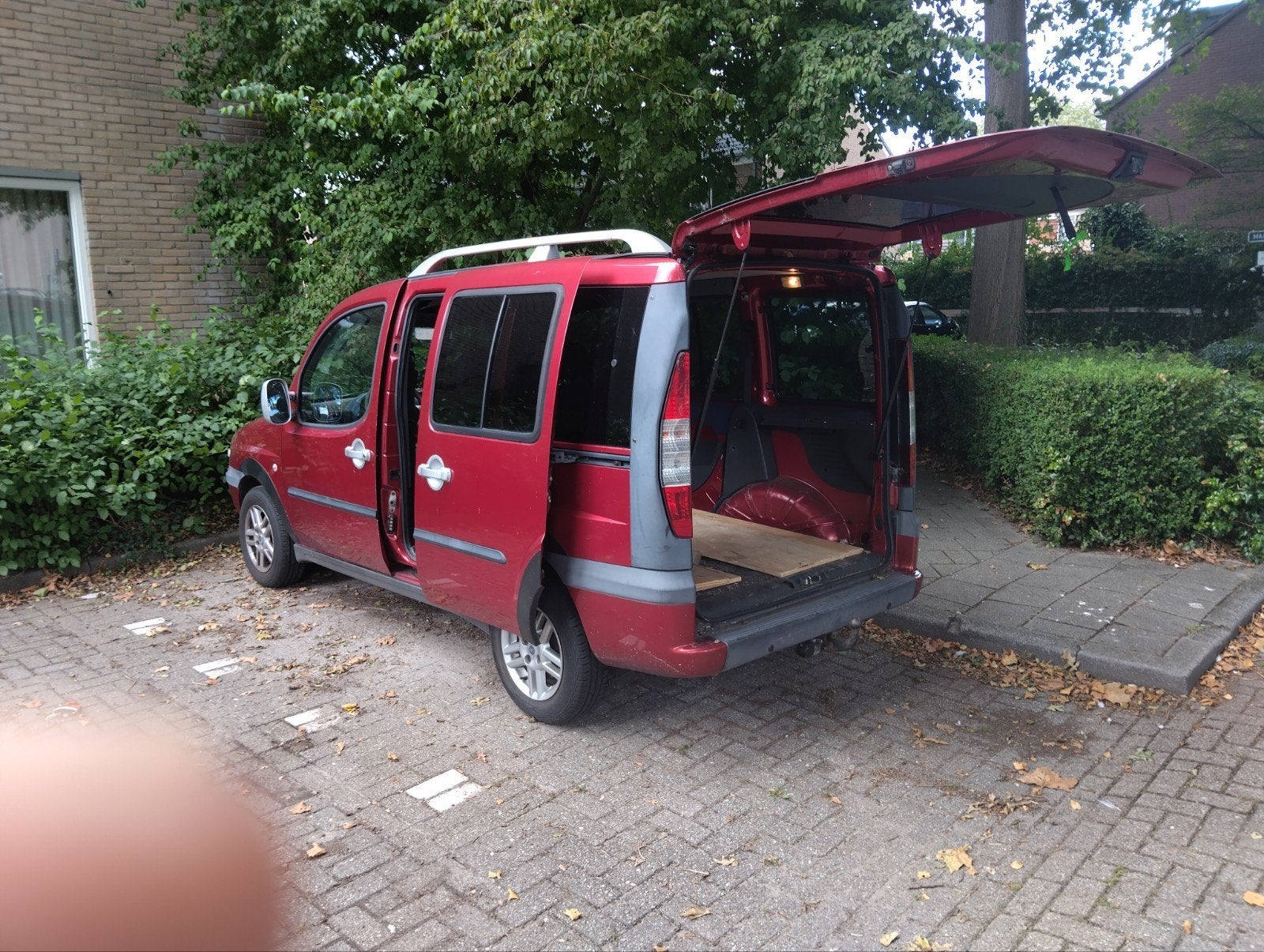 Bestel, camper,  studentenkamer enz, Auto's, Voorwielaandrijving, Stof, 4 cilinders, 1600 cc