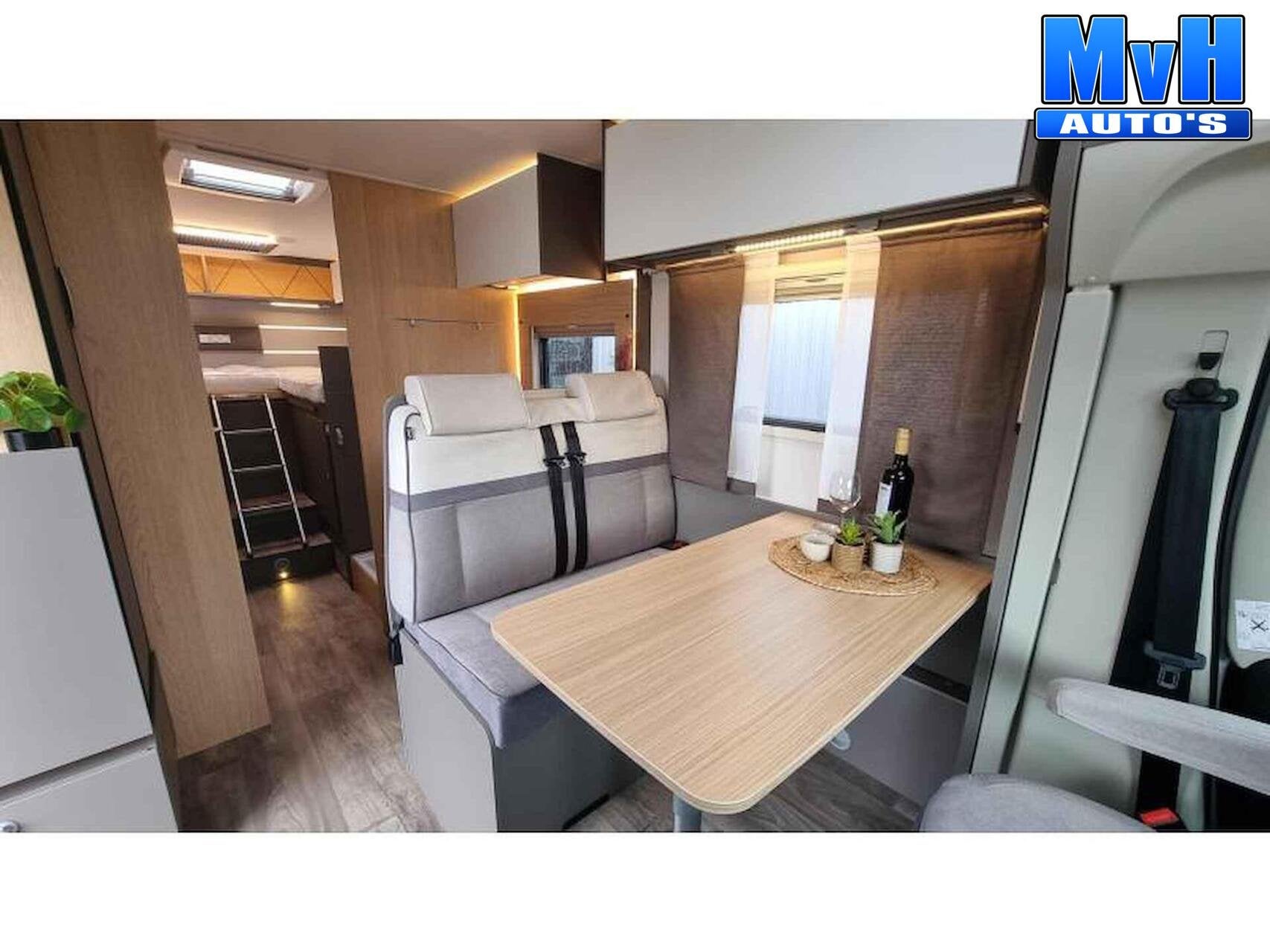 165 PK- LMC H730G LIFT-HEFBED-OFFGRID-2 x AIRCO-TV-GARANTIE, Caravans en Kamperen, 7 tot 8 meter, Bedrijf, Airconditioning, Info@campernet.nl