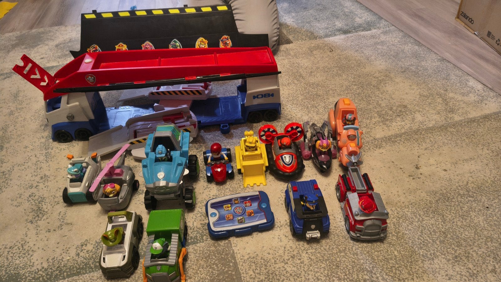 Paw Patrol set met Patroller, voertuigen en figuren, Ophalen of Verzenden, Zo goed als nieuw