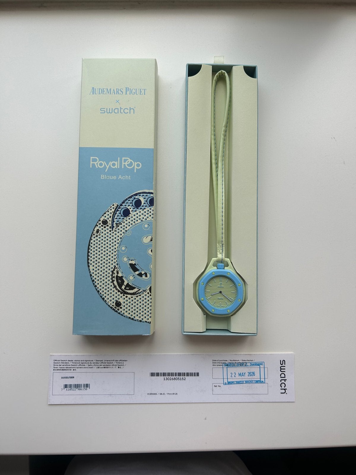 Audemars Piguet x Swatch Royal Pop Zakhorloge Blaue Acht, Swatch, Nieuw, Ophalen of Verzenden, Kunststof