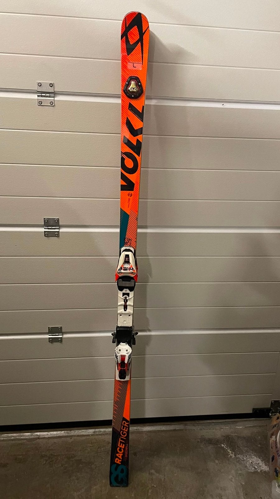Völkl Racetiger 183 cm ski's, 180 cm of meer, Zo goed als nieuw, Carve, Skiën