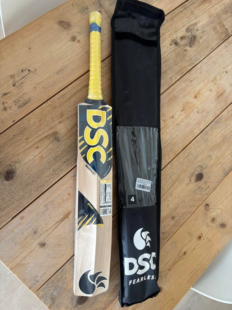 Cricket bat, BRAND NEW!!, Sport en Fitness, Hockey, Ophalen, Nieuw, Stick