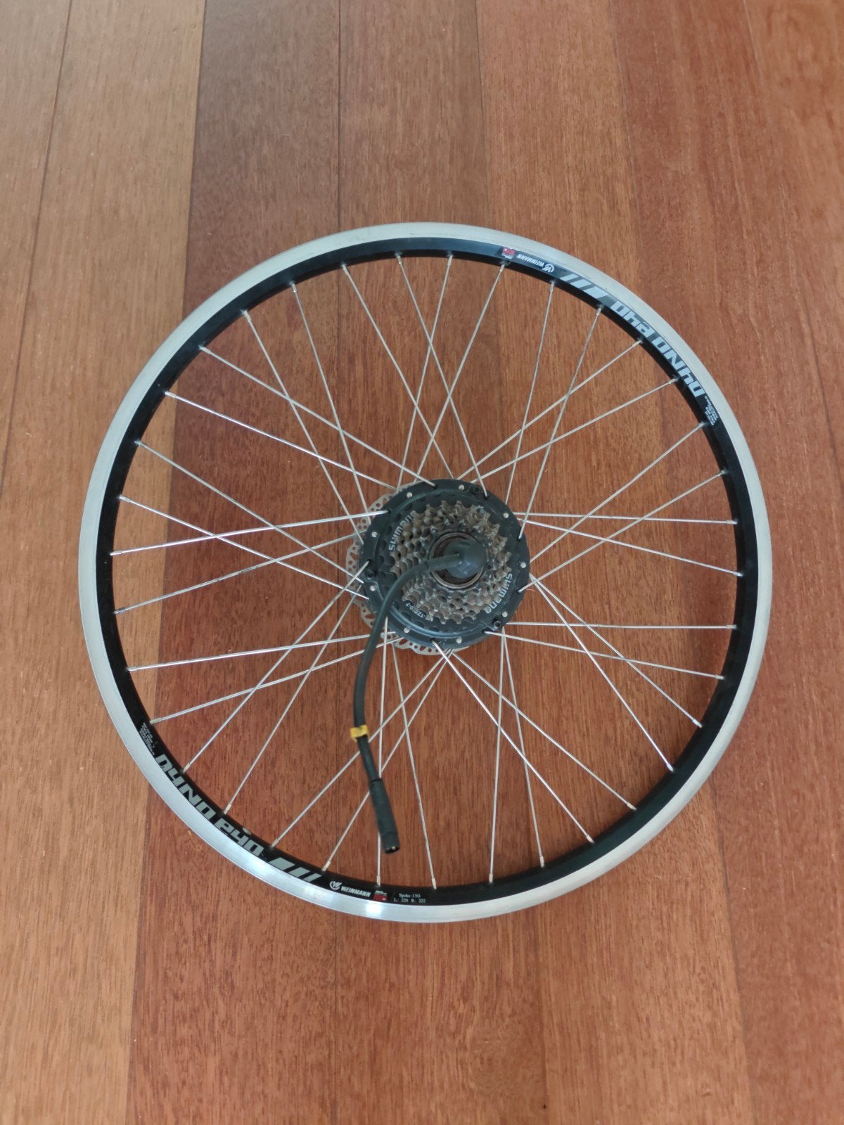 26 inch achterwiel met Shimano cassette en motor, Fietsen en Brommers, Fietsonderdelen, Gebruikt, Dyno Pho, Ophalen of Verzenden