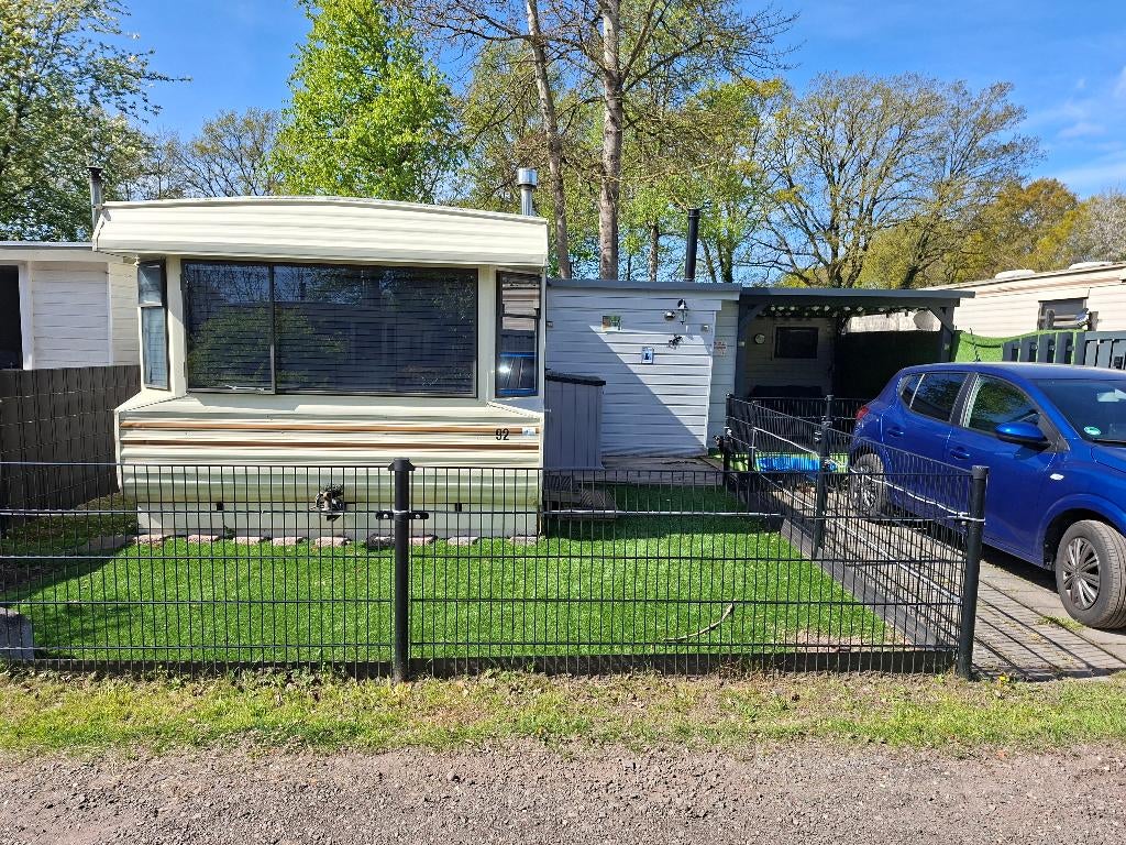(Winterharde) Stacaravan met overkapping in Overijssel., Caravans en Kamperen, Stacaravans, Tot en met 4