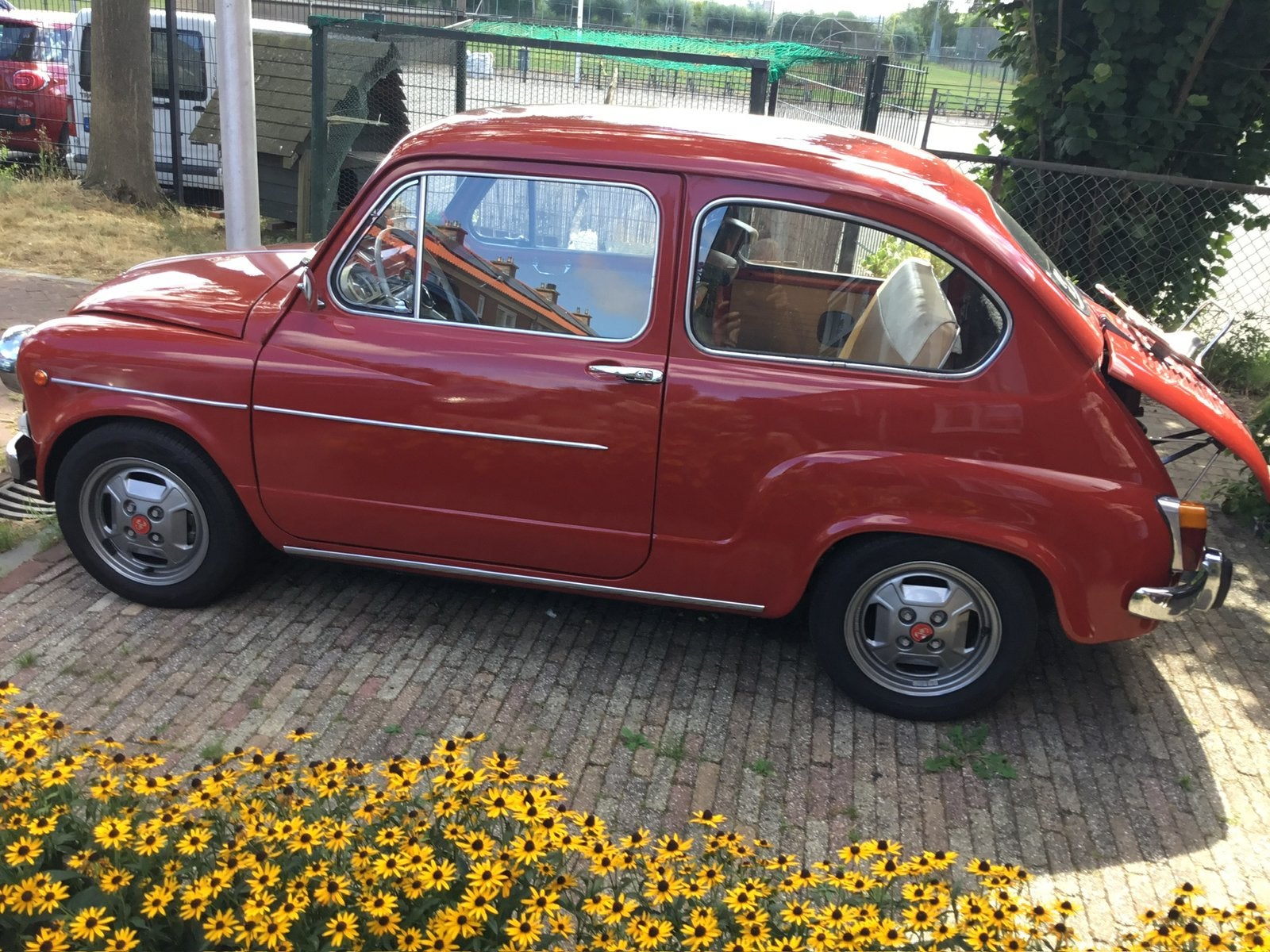 Fiat 600 uit 1967, foto 2
