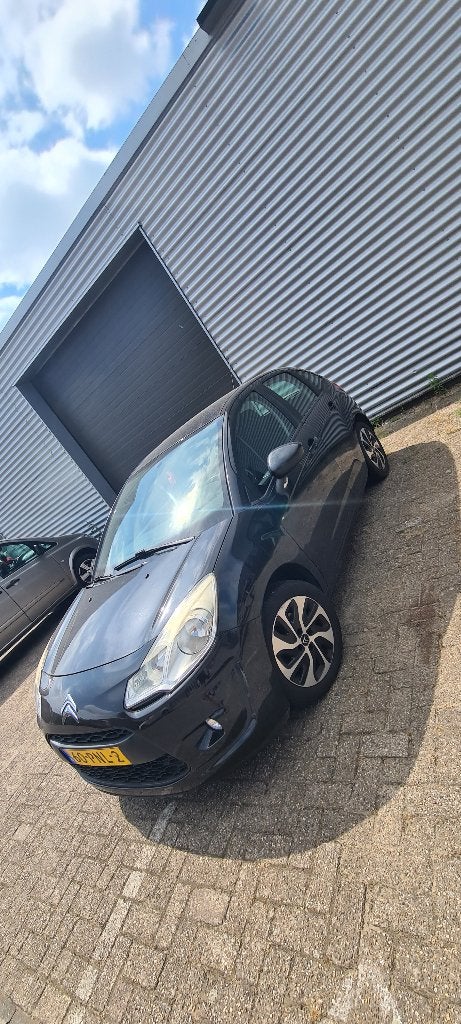 Foto 5 van Citroën C3 1.6 VTI 88KW 2011 Zwart