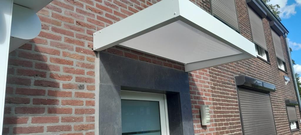 Moderne Deurluifel / Afdak - Nieuwstaat, Tuin en Terras, Overkappingen, Ophalen of Verzenden, Nieuw, Overige typen