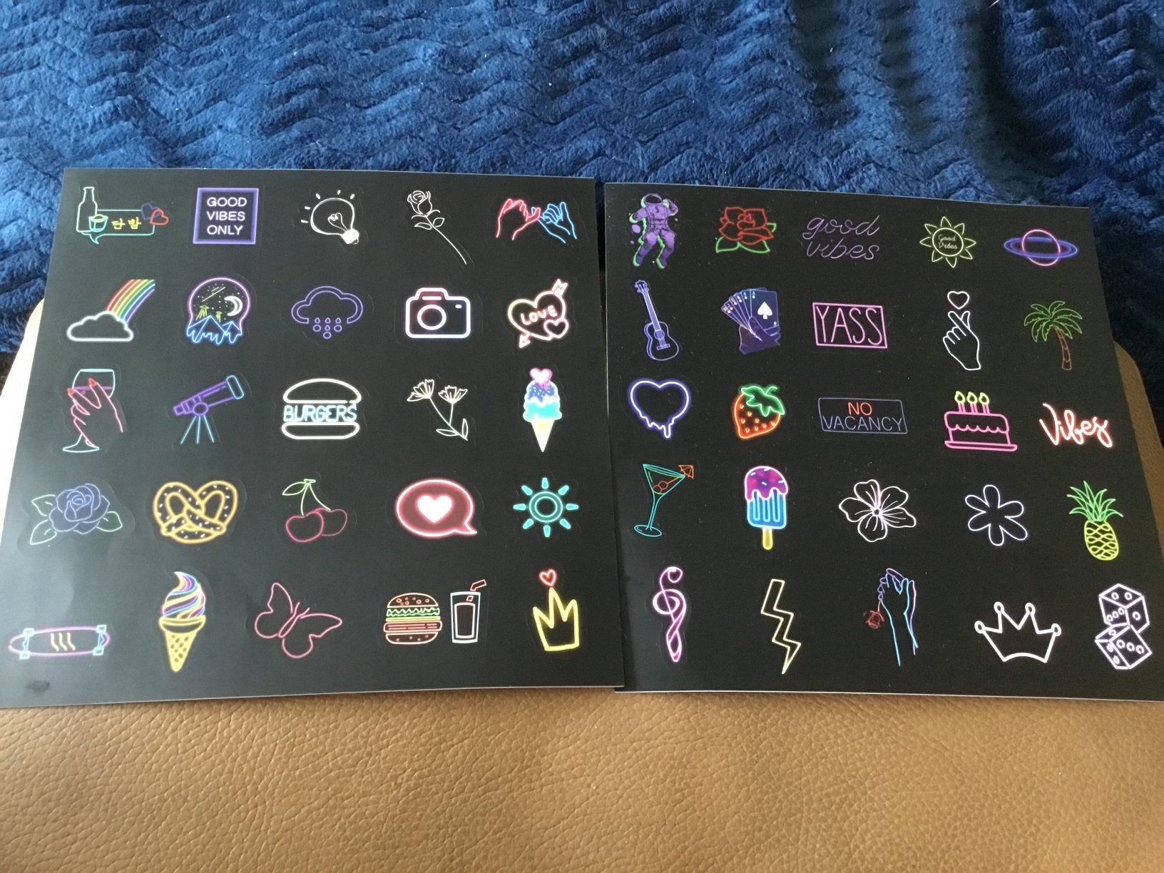 Nieuw 2 vellen stickers(OPHALEN), Ophalen, Nieuw, Overige typen