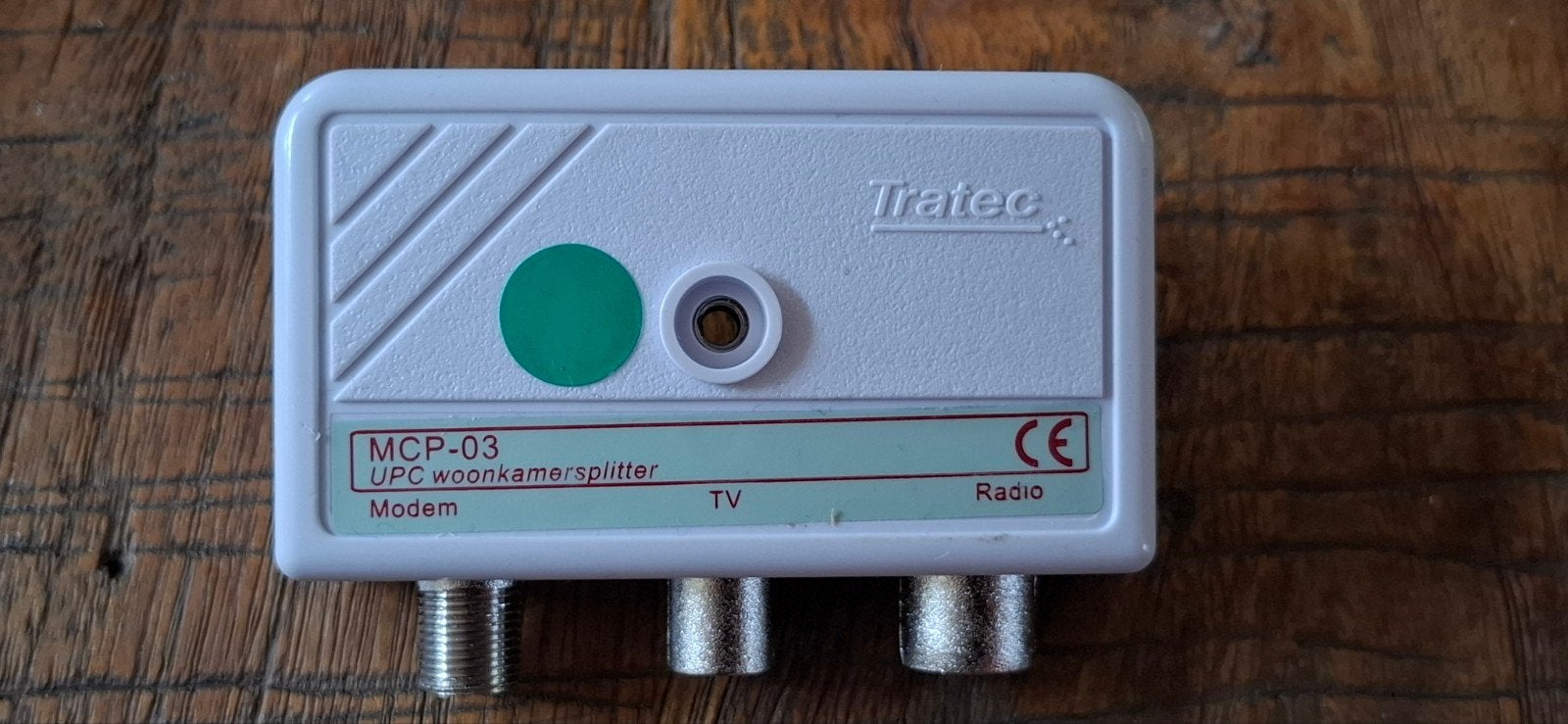Tratec MCP-03 Coax Woonkamersplitter voor TV/Radio/Modem, Ophalen of Verzenden, Nieuw, Minder dan 2 meter, Coaxiale kabel