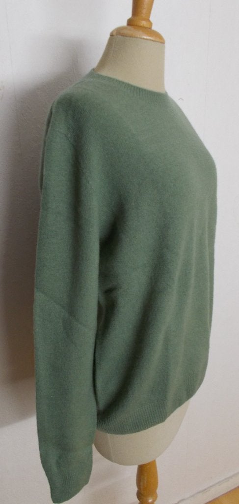Zacht en soepele groene 100% wollen trui met ronde hals! XL, Kleding | Dames, Truien en Vesten, Verzenden, Nieuw, Maat 46/48 (XL) of groter