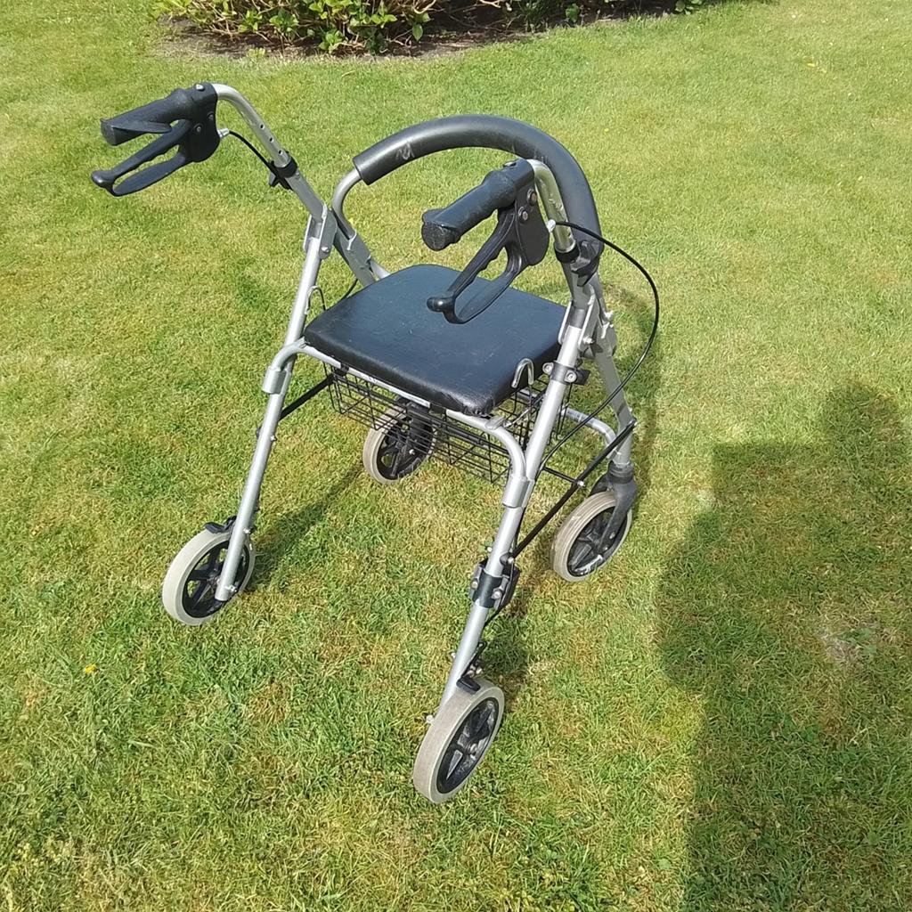 Rollator met mandje, Gebruikt, Stoelenco@hotmail.com, Ophalen of Verzenden, Nb