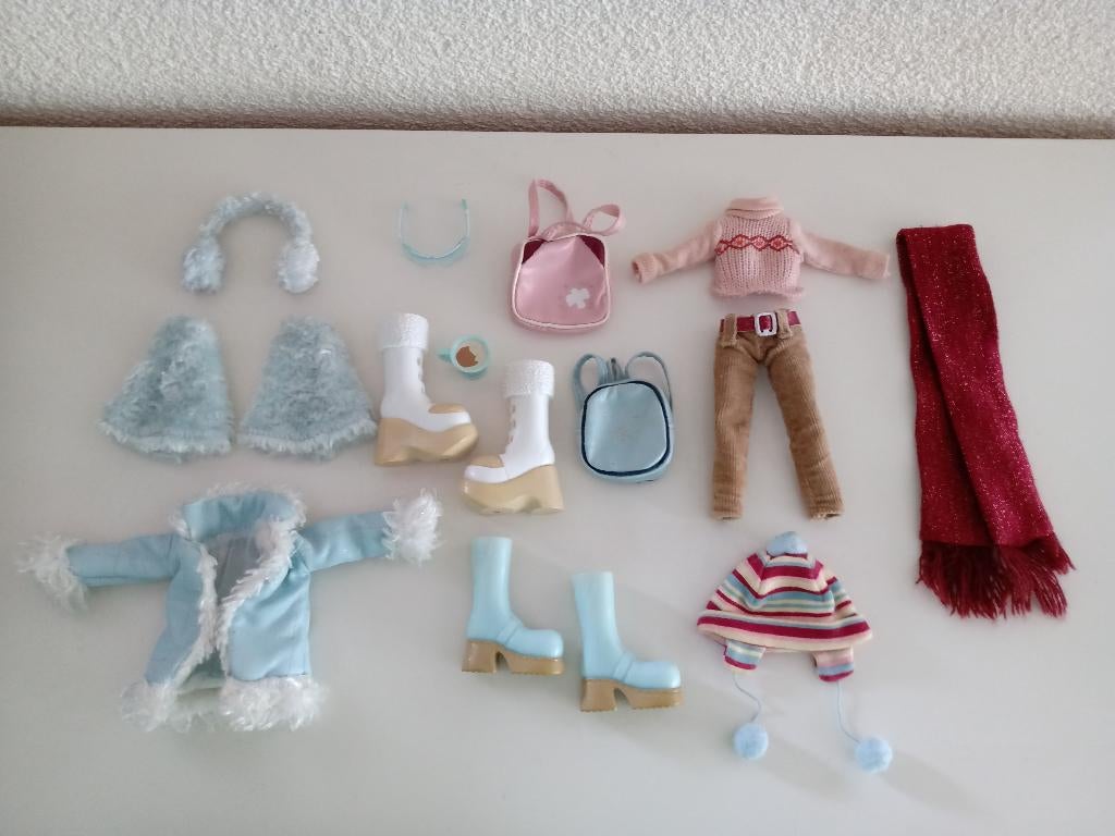 Kleding & Accessoires van Bratz Wintertime Wonderland - CLOE, Ophalen of Verzenden, Gebruikt, Pop