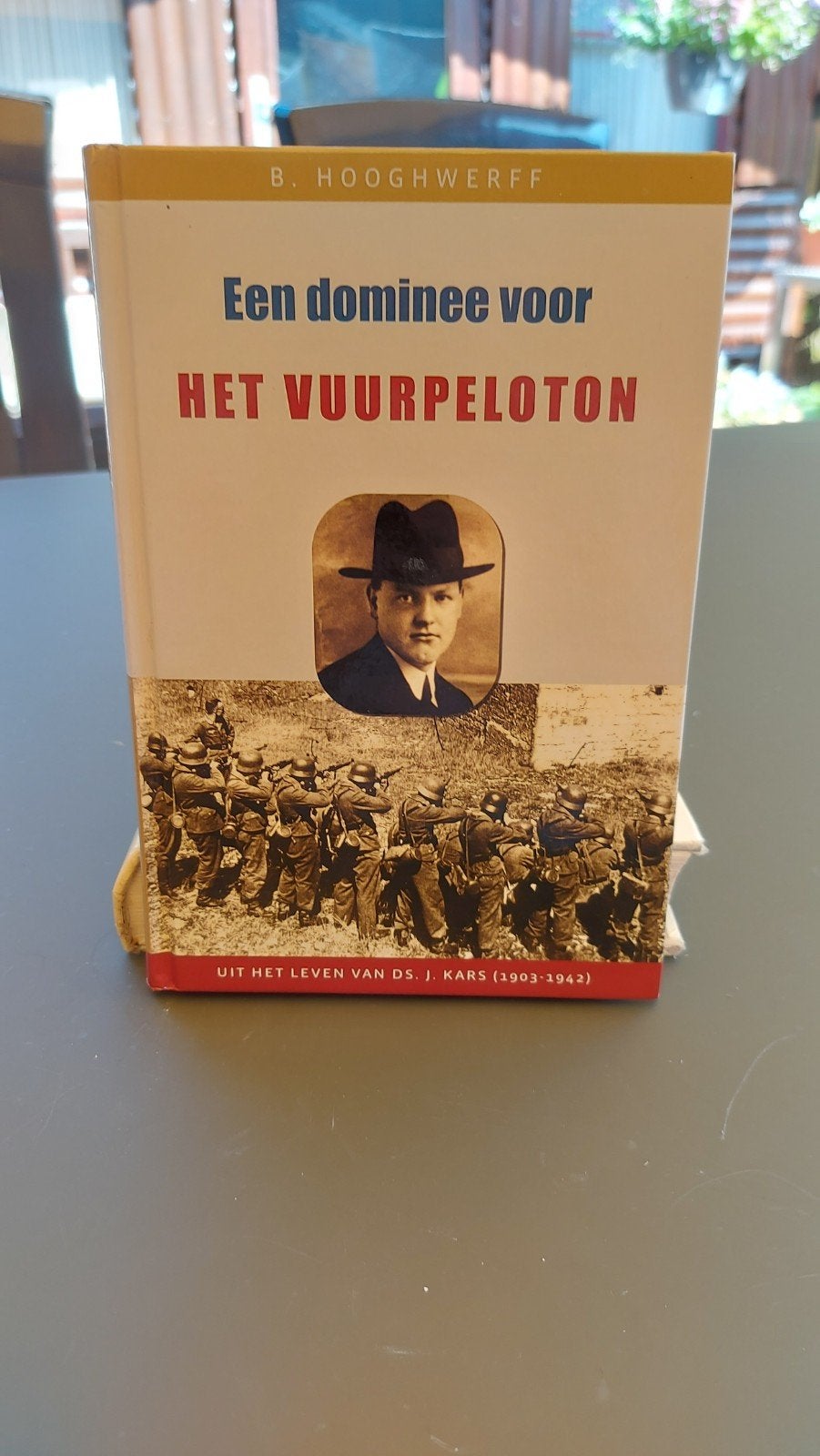 Een dominee voor het vuurpeloton - B. Hooghwerff, Ophalen of Verzenden, B. Hooghwerff, Algemeen, Tweede Wereldoorlog