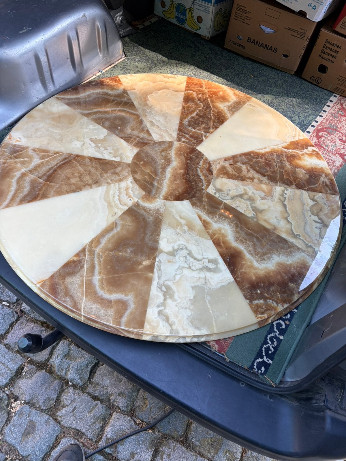 Grote salontafel koper en onyx diameter 125 cm, Antiek en Kunst, Ophalen