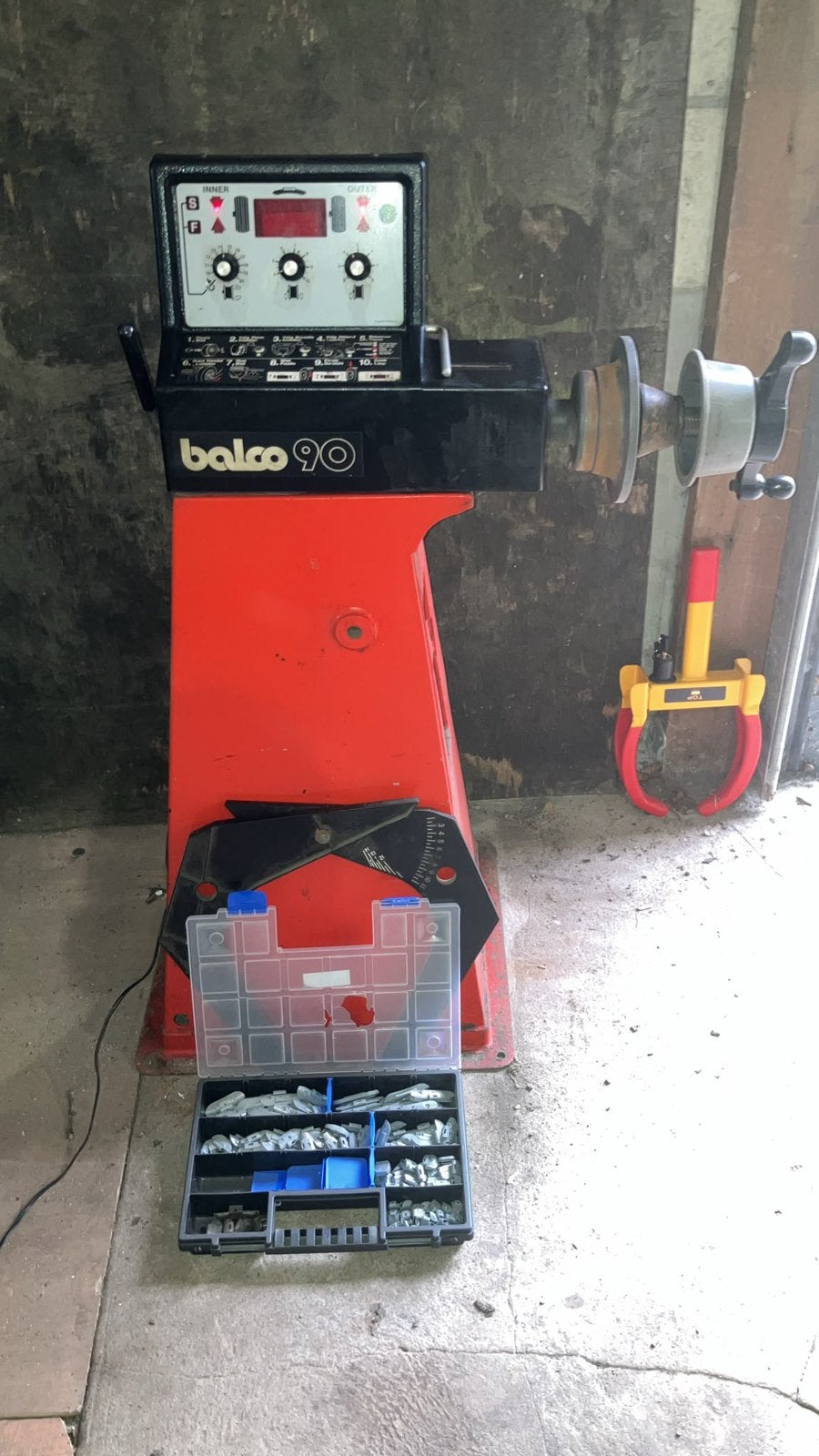 Balco 90 balanceermachine – €325, Ophalen, Zo goed als nieuw