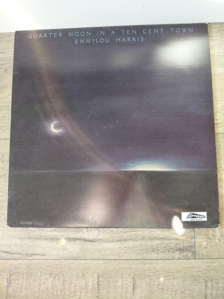 Emmylou Harris - Quarter Moon in a Ten Cent Town LP, LP, Gebruikt, Pop, Ophalen of Verzenden