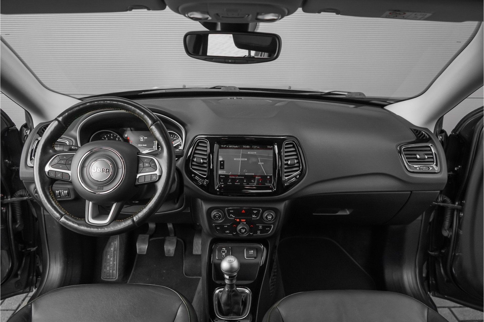 Jeep Compass 1.4 MultiAir Opening Edition Plus Leder PDC Bea, 12 maanden, 450 kg, Gebruikt, 4 cilinders