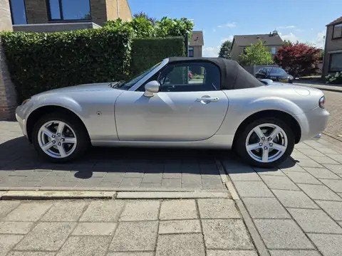 Mazda MX-5 NC 1.8 2006 Grijs, Auto's, Mazda, Cabriolet, 1055 kg, 49 €/maand, 14 km/l