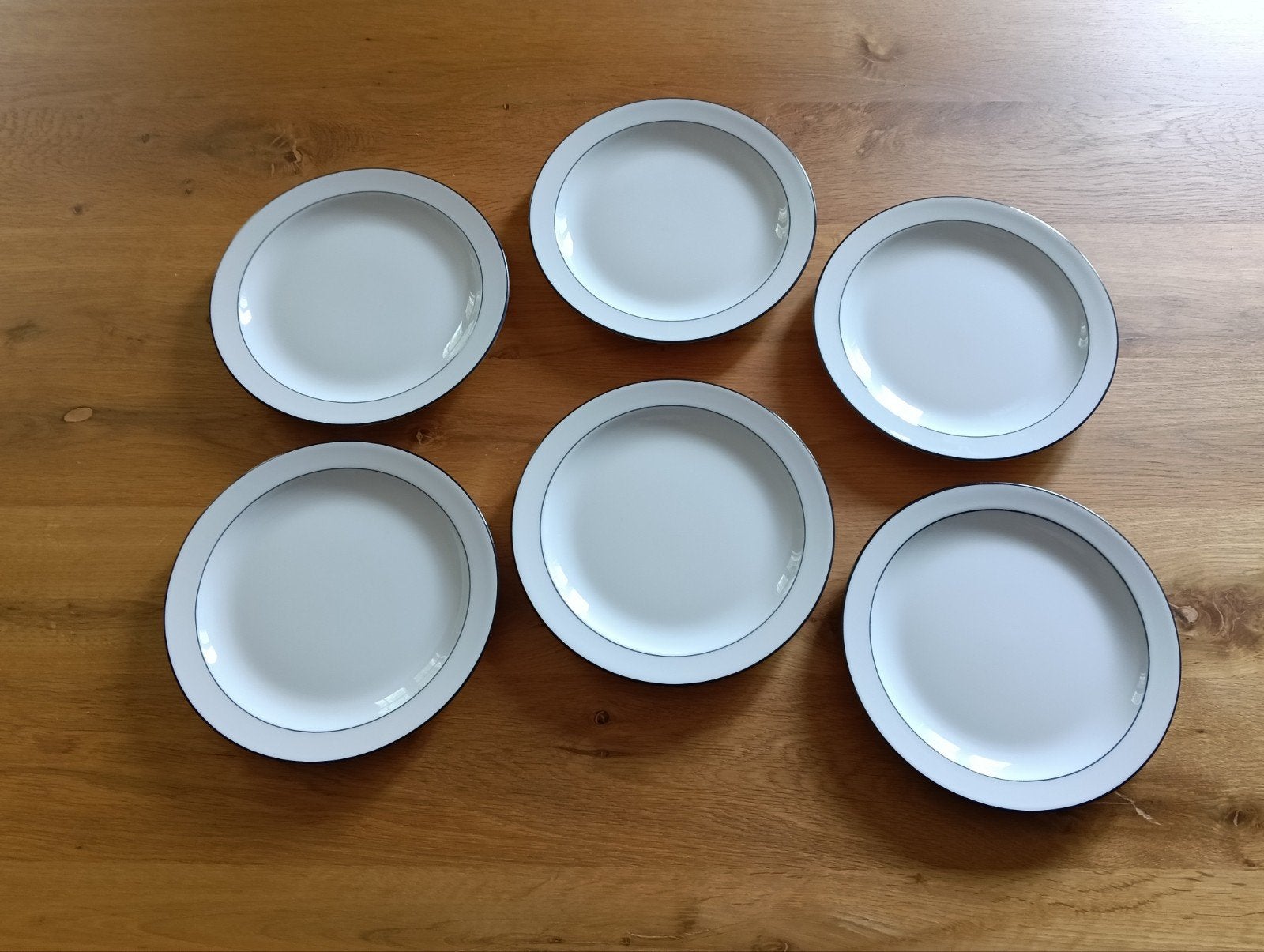 6 Ontbijtborden wit met blauwe rand, Gebruikt, Ophalen of Verzenden, Bord(en), Porselein