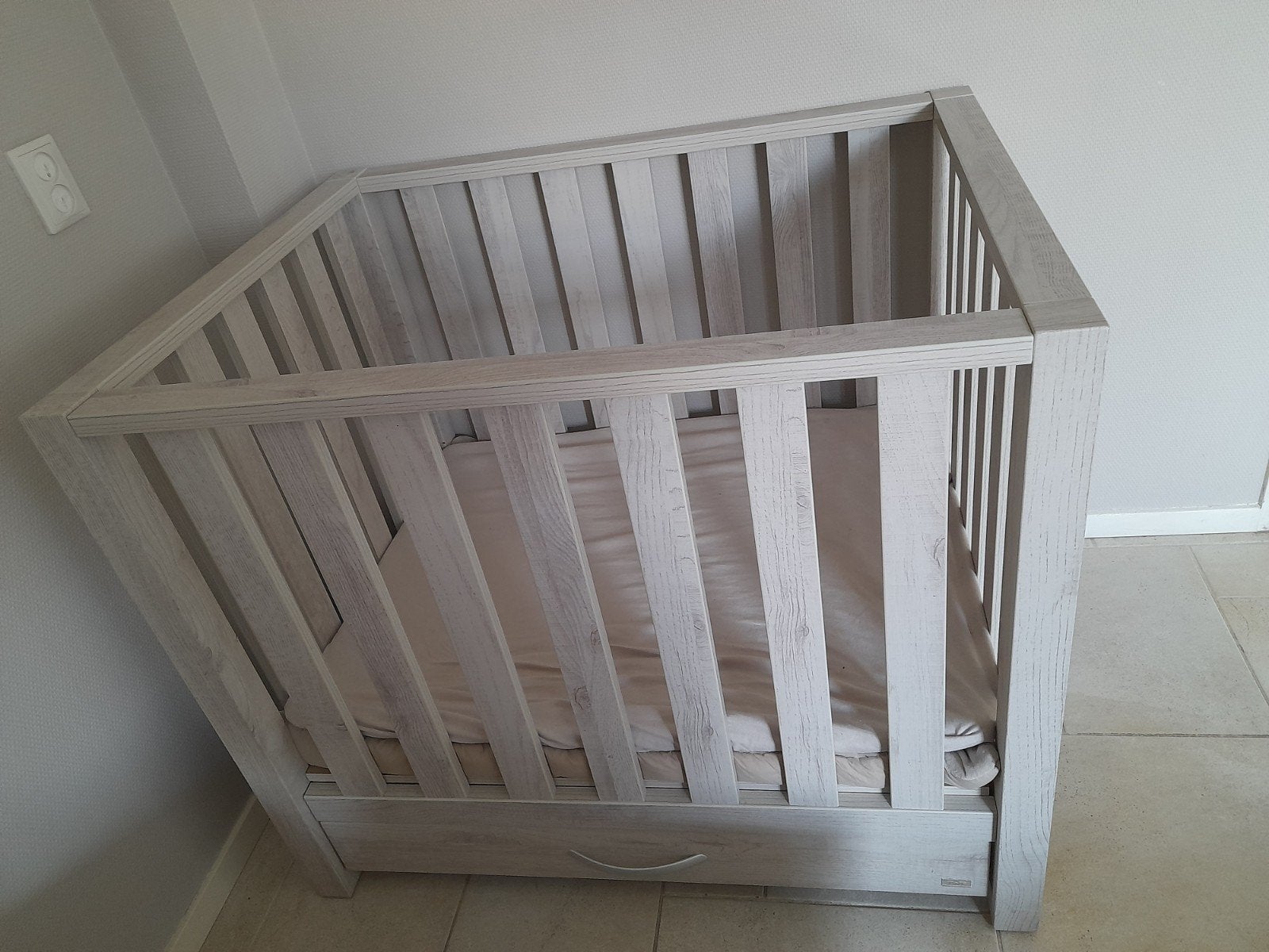 Box met matras en boxkleed, Ophalen, Gebruikt, Boxkleed