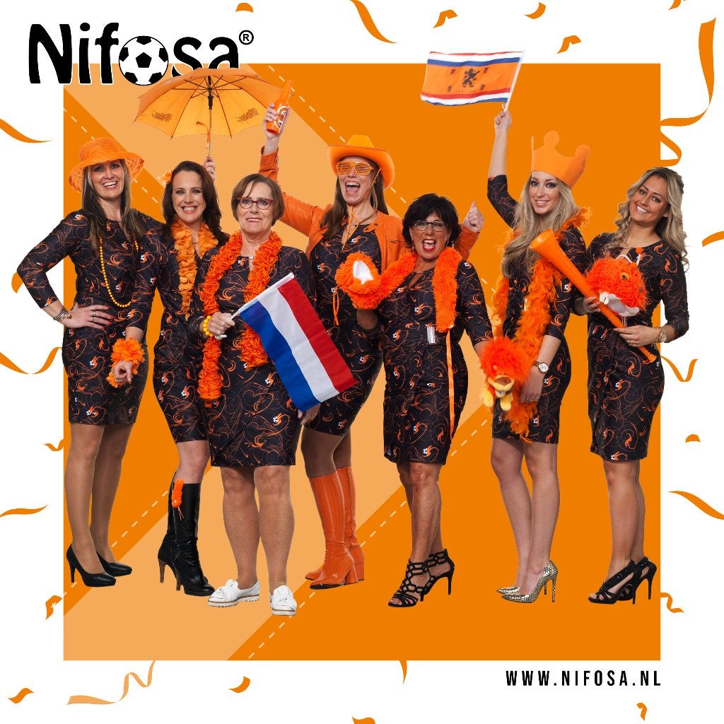 Unieke oranje jurk voor het Oranje WK voetbal van Nifosa - M, Kleding | Dames, Jurken, Maat 38/40 (M), Nieuw, Oranje, Ophalen of Verzenden
