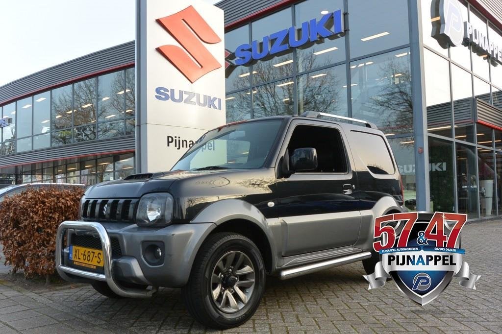 Suzuki JIMNY 1.3 Exclusive 4x4 Metal Top Airco - vele extra', Auto's, Euro 5, Met garantie (alle), 4 stoelen, Zwart