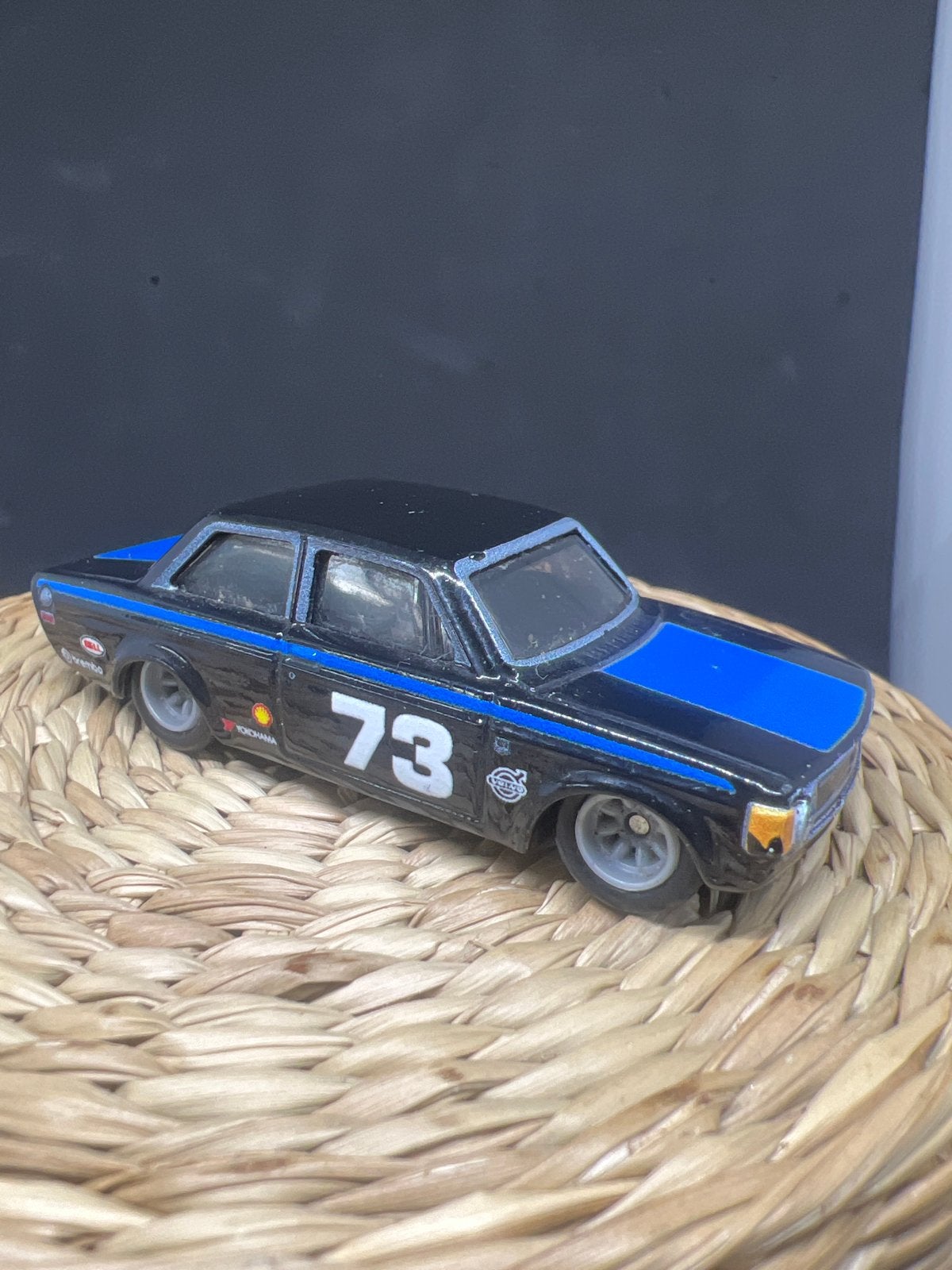 Hot Wheels '73 Volvo 142 GL - Zwart met Blauwe Streep, Ophalen of Verzenden, Gebruikt, Auto