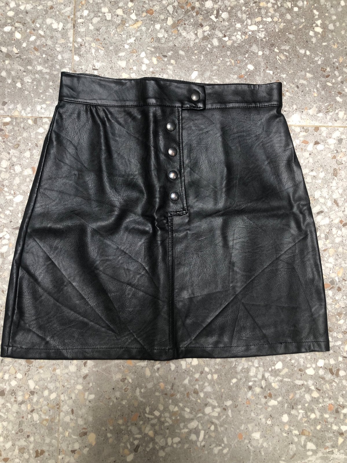 Zwarte Lederlook Rok - New Collection, Zwart, Maat 42/44 (L), Ophalen of Verzenden, Zo goed als nieuw