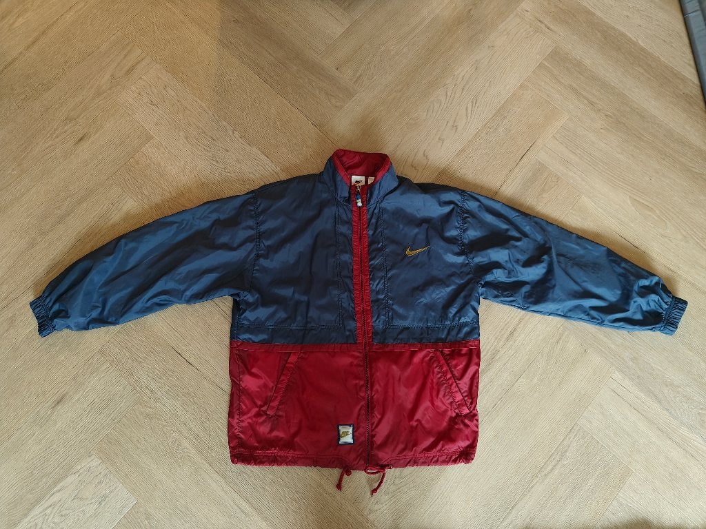 Nike vintage windbreaker / jas – blauw & rood, Nike, Ophalen of Verzenden, Zo goed als nieuw, Maat 36 (S)