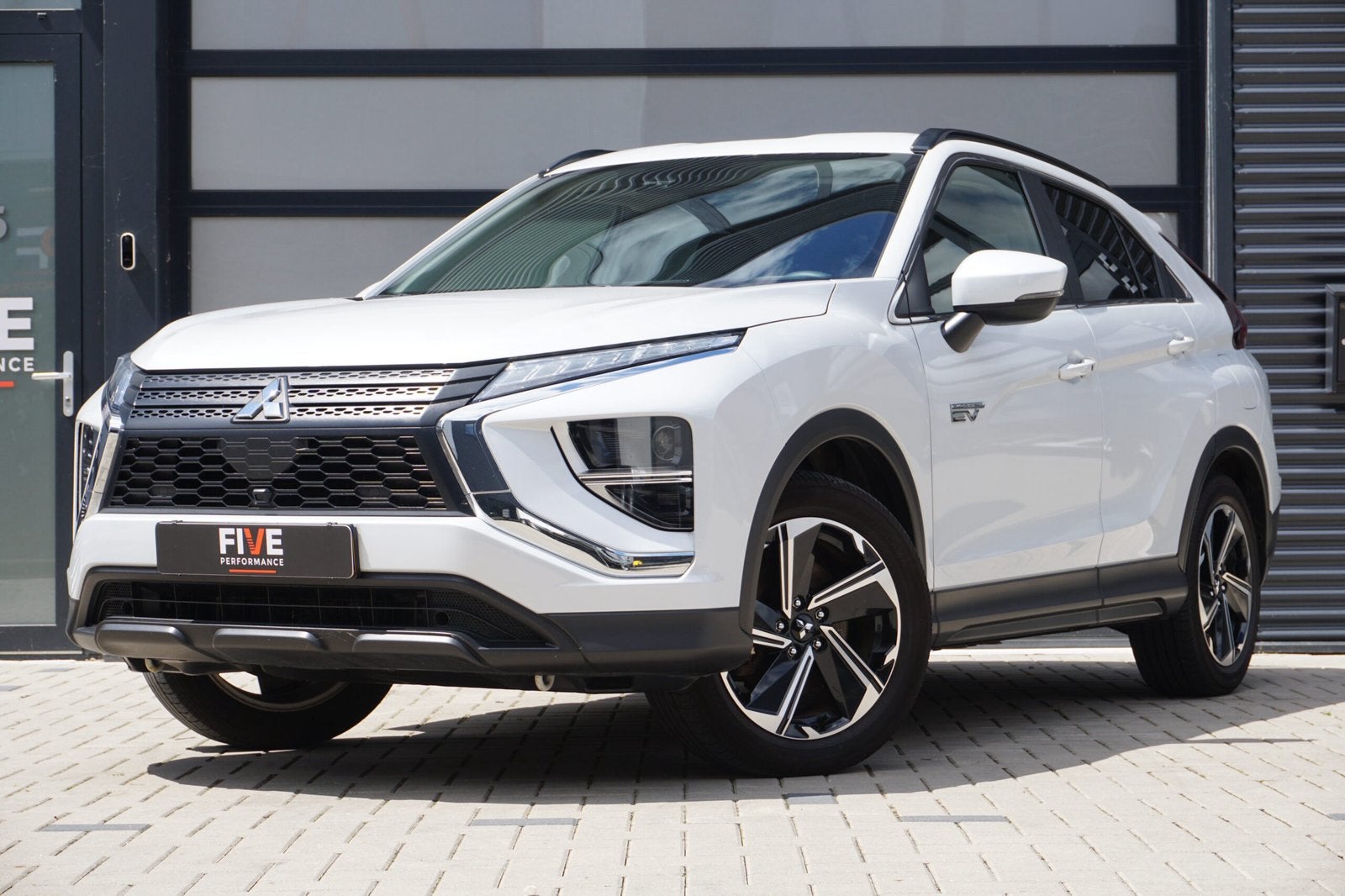 Mitsubishi Eclipse Cross 2.4 PHEV / Afn. Trekhaak / Camera, Automaat, 188 pk, Stof, Eclipse Cross
