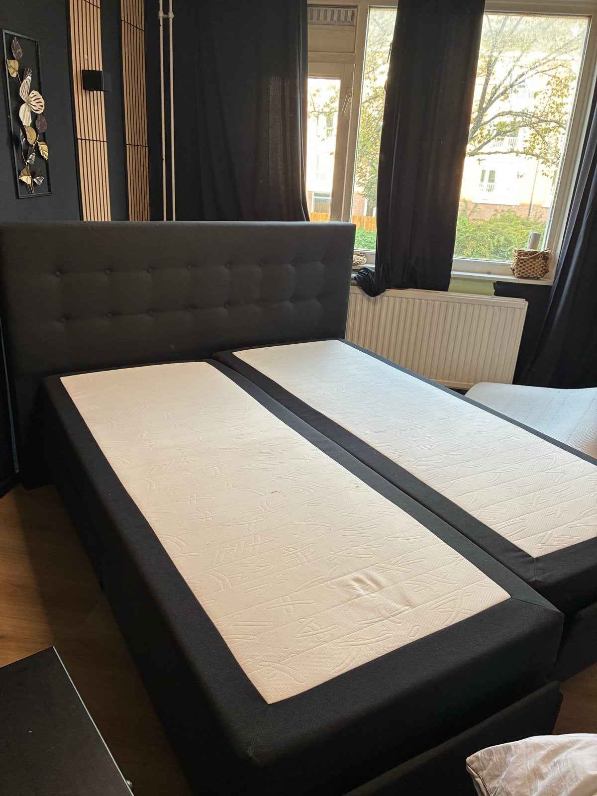 Elektrische tweepersoons boxspring 200x160 met afstandsbedie, Gebruikt, Zwart, Tweepersoons, Ophalen of Verzenden