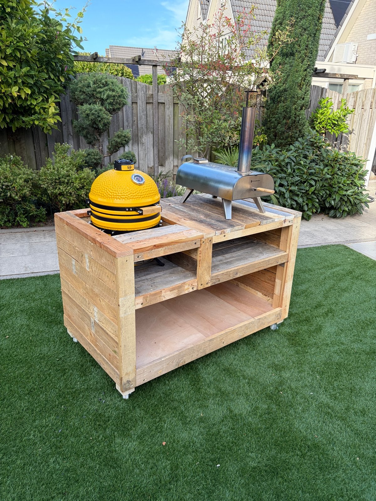 Buitenkeuken voor Kamado, Weber of Pizza Oven, Ophalen, Zo goed als nieuw, Met accessoires