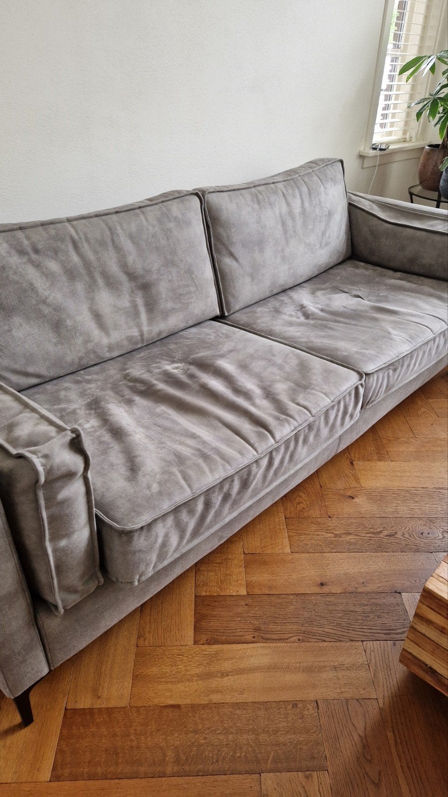 leren 3 zits bank grijs suede, Huis en Inrichting, Banken | Bankstellen, Ophalen, Driepersoons, 75 tot 100 cm, Zo goed als nieuw