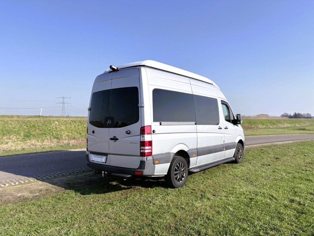 Mercedes-Benz Sprinter 316 CDI by Hop Campers | Automaat, Caravans en Kamperen, Tot en met 2, Mercedes-Benz, Bedrijf, Mercedes