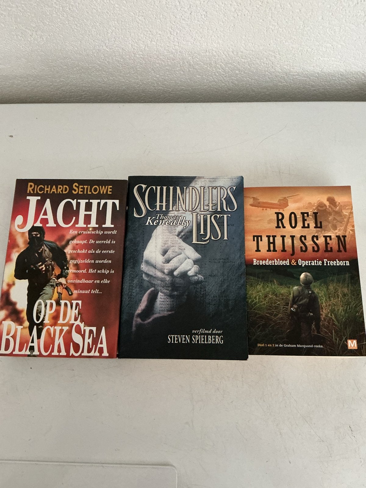 Boekenpakket: Jacht op de Black Sea, Schindlers Lijst, Broed, Ophalen of Verzenden, Tweede Wereldoorlog, Gelezen, Algemeen