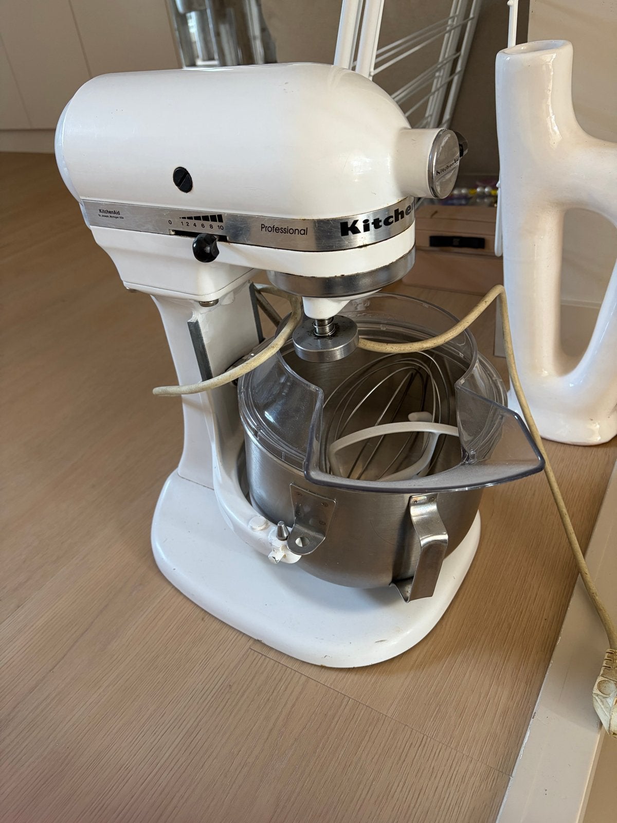 KitchenAid Professional mixer met accessoires, Witgoed en Apparatuur, Keukenmixers, 4 liter of meer, Ophalen, Gebruikt, 3 snelheden of meer