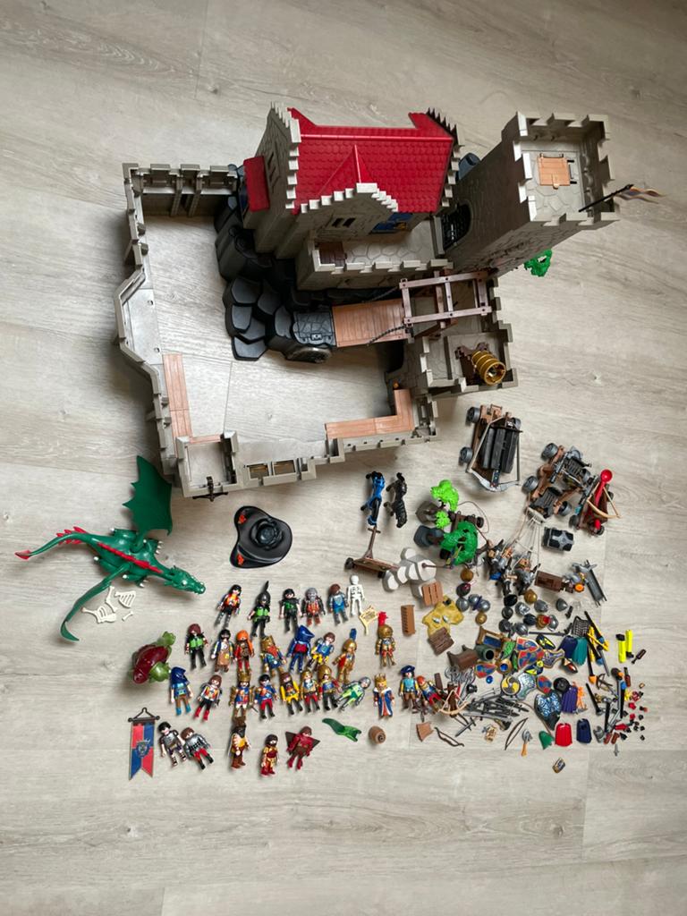 Playmobil ridderkasteel, Ophalen, Zo goed als nieuw