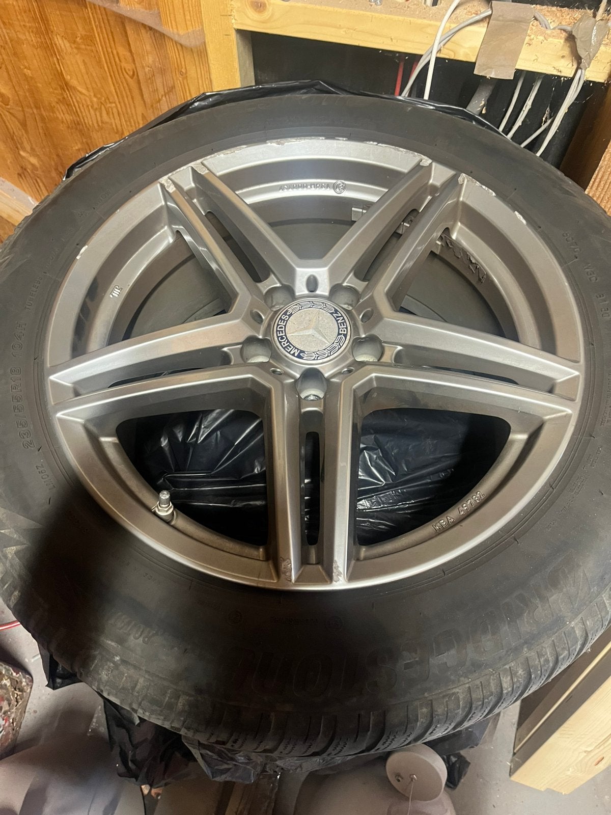 Mercedes EQB GLB winterbanden en velgen 235/55/18, Ophalen