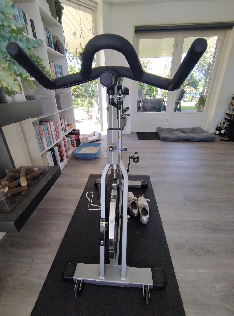 Vortec spinningfiets te koop - voor thuistraining, Ophalen, Gebruikt, Spinningfiets, Metaal
