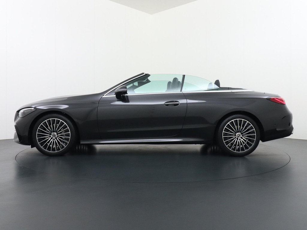 Mercedes-Benz CLE Cabriolet 180 AMG Line | Airscarf & Aircap, Auto's, Mercedes-Benz, Automaat, 1800 kg, 4 cilinders, Cabriolet