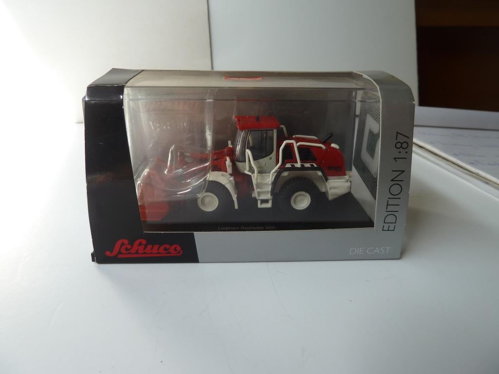 Schuco, Hobby en Vrije tijd, Modelauto's | 1:87, Ophalen of Verzenden, Nieuw, Hijskraan, Tractor of Landbouw, Schuco