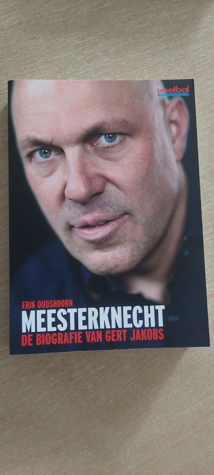 Meesterknecht: De biografie van Gert Jakobs, Verzenden, Zo goed als nieuw, Erik Oudshoorn, Sport