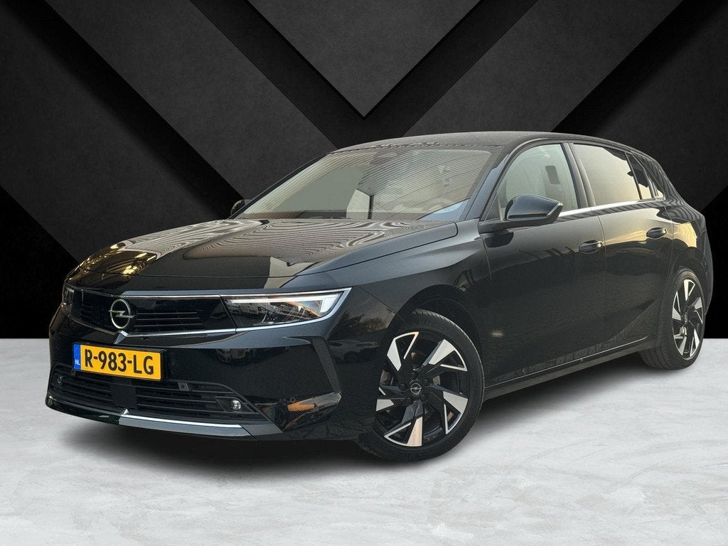 Opel Astra Elegance 1.2 Turbo 130pk | AGR-STOEL | KEYLESS |, Gebruikt, 1199 cc, Bedrijf, Handgeschakeld