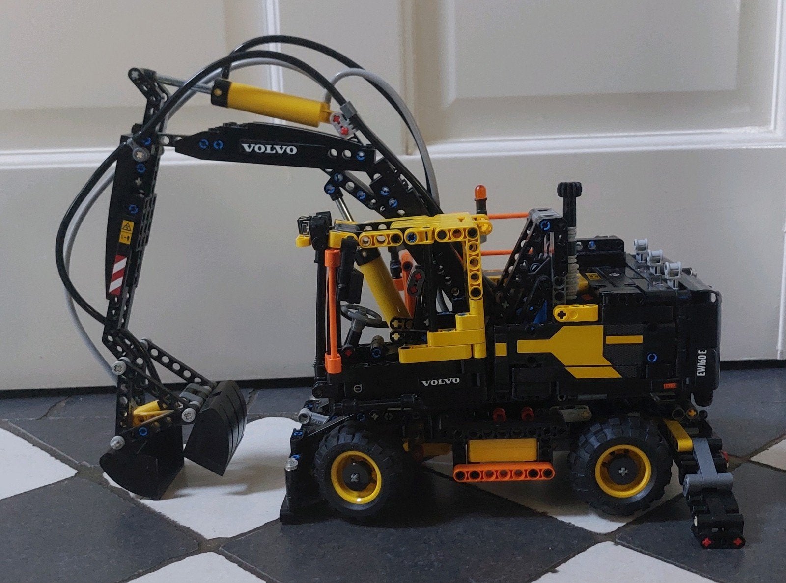Lego Technic 42053 Volvo EW160E Graafmachine, Ophalen of Verzenden