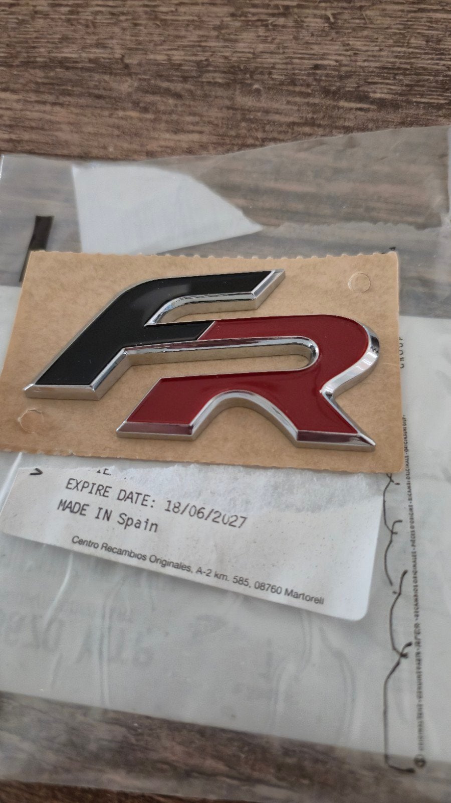 SEAT / CUPRA. FR  LOGO  ORGINEEL NIEUW., Verzenden, Nieuw
