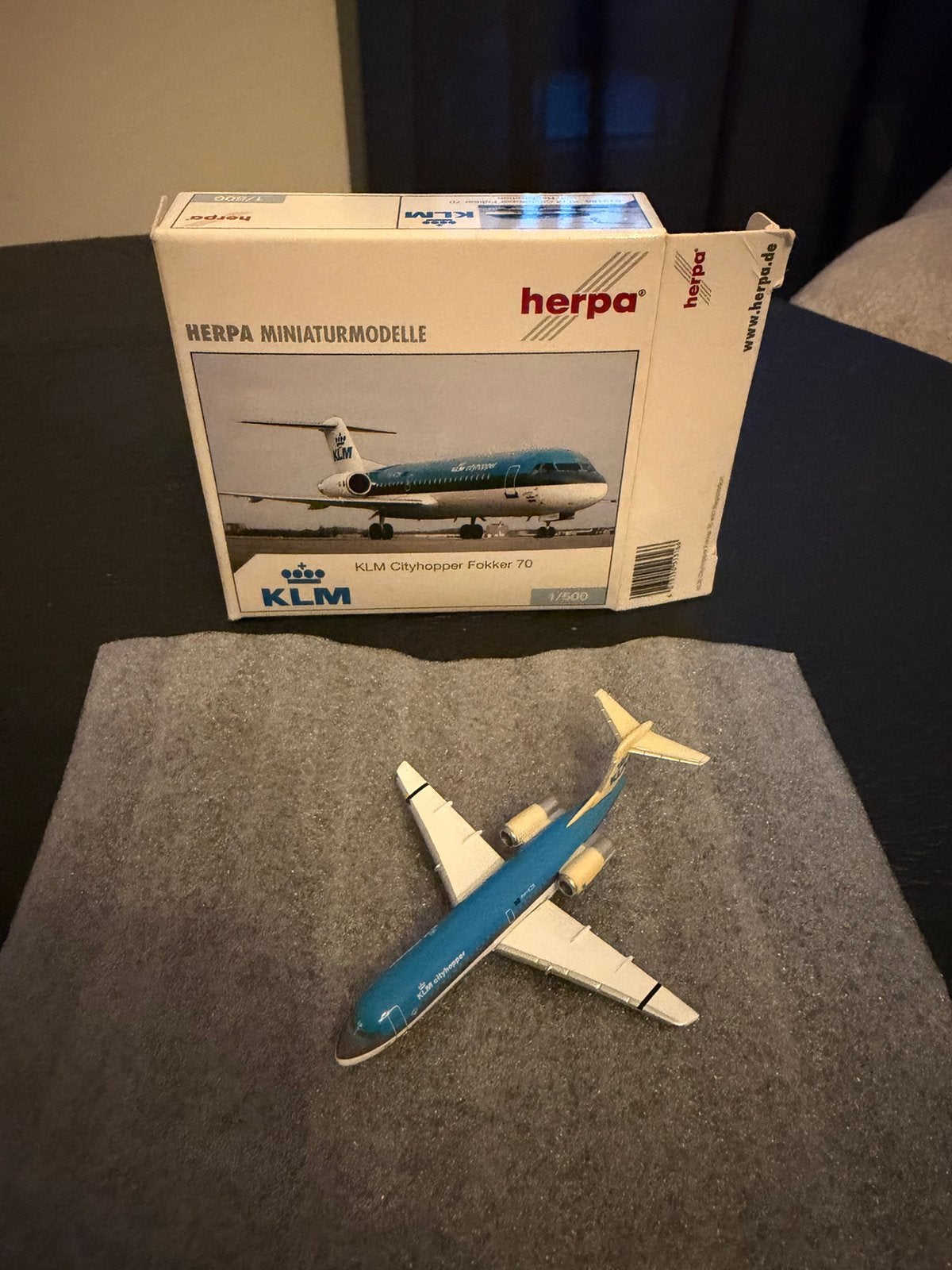 Herpa Wings 1:500 — KLM Cityhopper Fokker 70, Verzamelen, Ophalen of Verzenden, Zo goed als nieuw, Schaalmodel