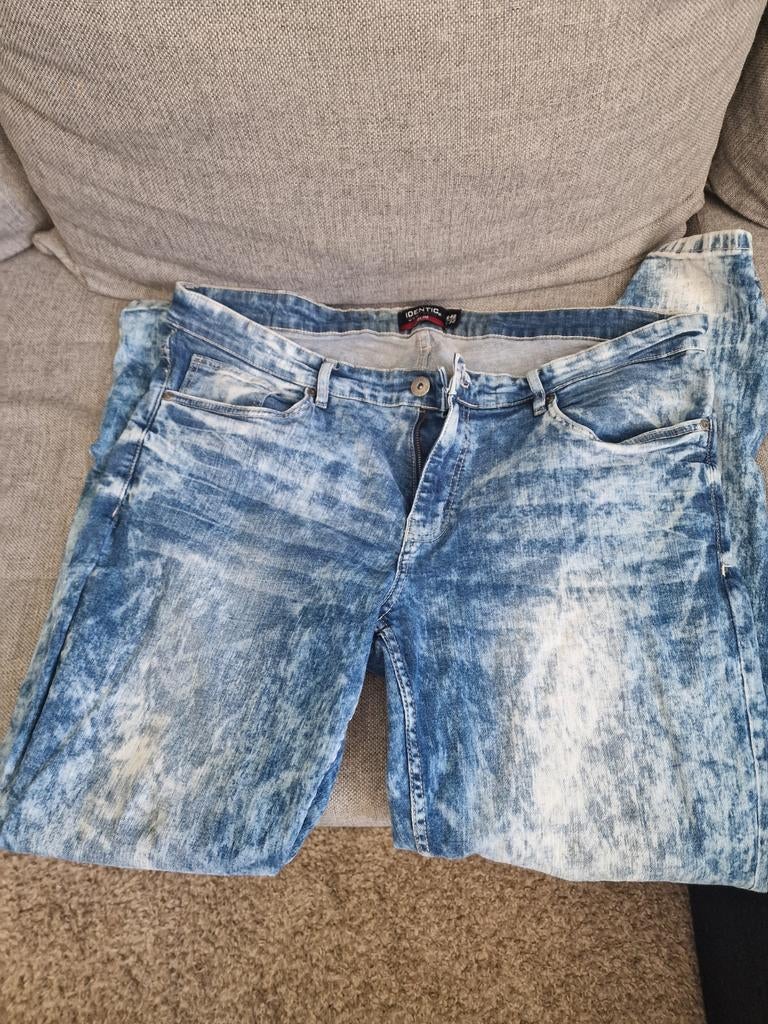 Heren jeans W40 L32 - Blauw, Gedragen, IDENTIC, Blauw, Ophalen of Verzenden, W40 - W42 (confectie 56/58)