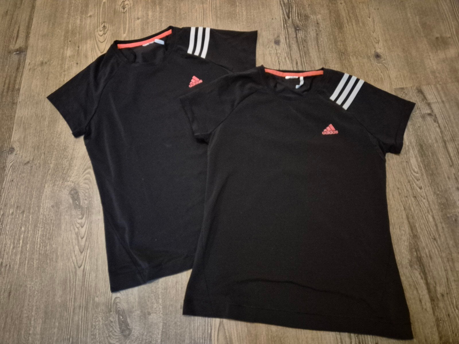 2 nette Adidas climate sportshirtjes maat S, Ophalen, Zo goed als nieuw
