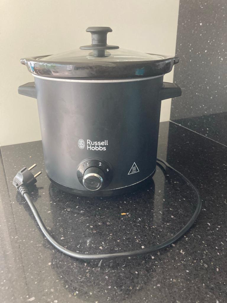 Russell Hobbs Slowcooker -  met handleiding, Witgoed en Apparatuur, Slowcookers, Ophalen, Vaatwasmachinebestendig, Zo goed als nieuw